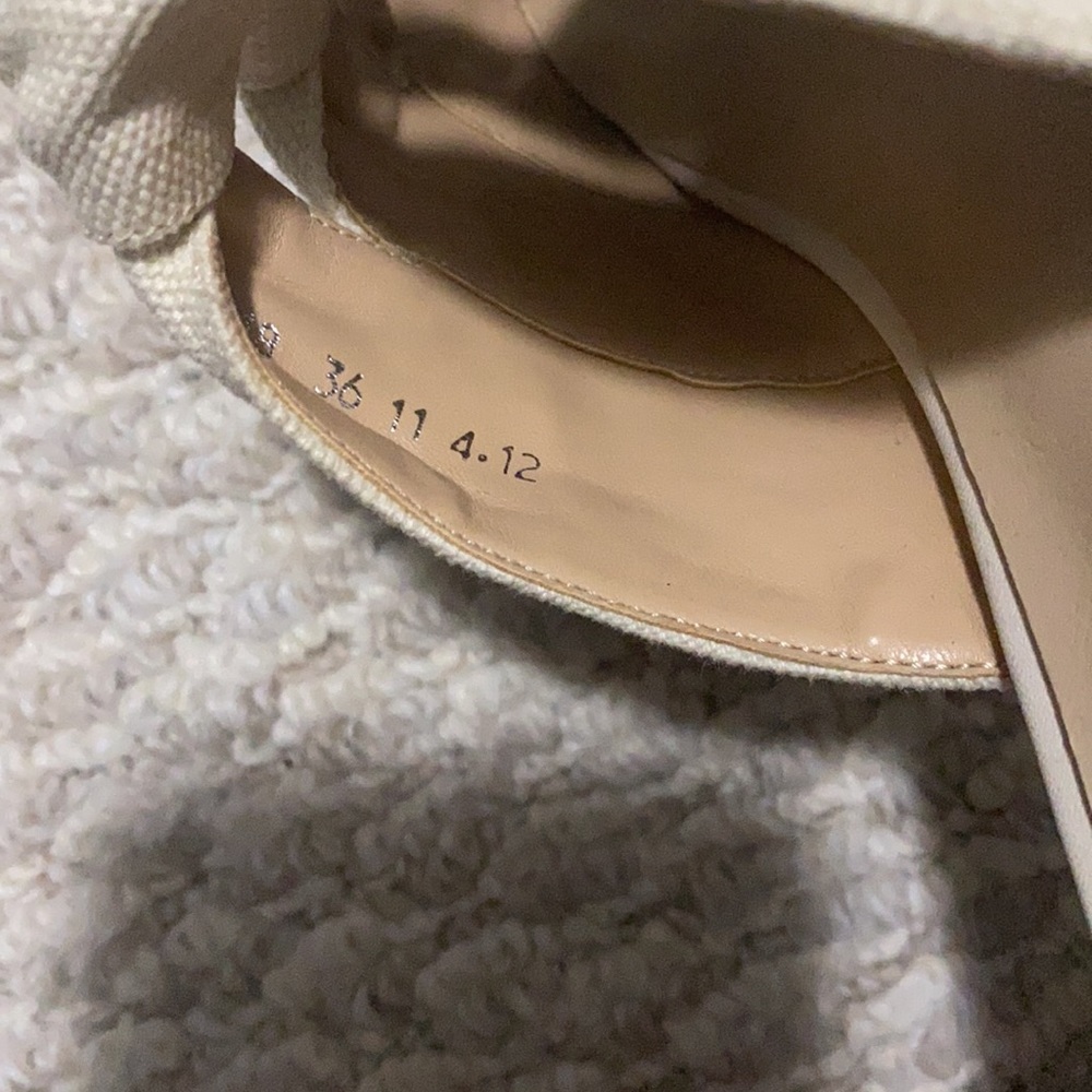 Black Beige Pointed Toe Knot Slides - image 6